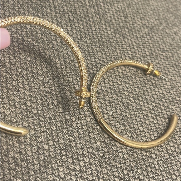 Hoop earrings - Picture 4 of 5